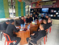 Tahun Baru, Semangat Baru : Kalapas Narkotika Karang Intan Ajak Struktural Rapat Awal Tahun