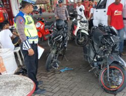 Insiden Kecelakaan “Adu Banteng” Di Pertigaan Farly Ketapang, Satu Meninggal Di Tempat dan Seorang Luka-luka