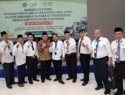 Materi Jurnalistik Bagi PPIH Kloter Embarkasi Surabaya Tahun 2024