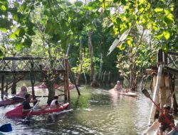 Pantai Cacalan Banyuwangi Terjadi Insiden Ambrolnya Jembatan Kayu
