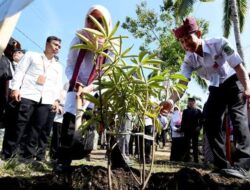 Beberapa Orang Memimpikan Kesuksesan, Sementara Yang Lain Bangun Setiap Pagi Untuk Mewujudkannya.