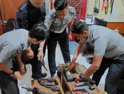 Jaga Kondisi Senjata Api, Lapas Banyuwangi Lakukan Perawatan Rutin