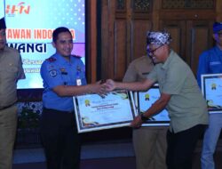 Lapas Banyuwangi Raih Penghargaan dari PWI Banyuwangi atas Inovasi Pengembangan Kreativitas Warga Binaan