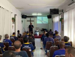 Pdt. Herman Sjahthi Berikan Pembinaan Spiritual kepada Warga Binaan Lapas Permisan