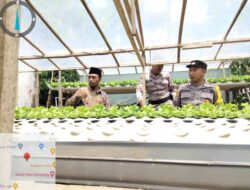 Bhabinkamtibmas Polresta Banyuwangi Dukung Pemanfaatan Pekarangan Pangan Bergizi Dengan Hidropinik