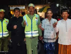 Kades Sambirejo Bersama Linmas Keliling Desa Amankan Takbiran