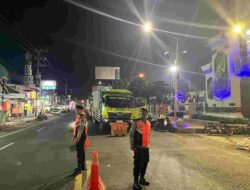 Polresta Banyuwangi All Out Atasi Antrean Panjang di Pelabuhan Ketapang
