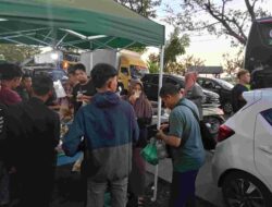 Bazar Dadakan Warnai Kemacetan Panjang di Alasbuluh, Wongsorejo