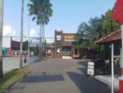 Kepsek SMPN 1 Bangorejo Diduga Abaikan Instruksi Kadis: Pungli Rp3,4 Juta Tetap Berjalan, Wali Murid Dipaksa ke Bank Plecit